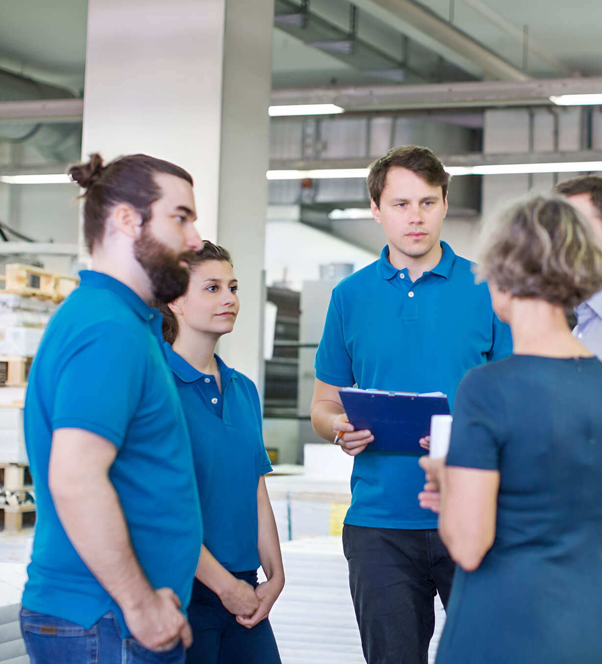 printing-press-worker-team-having-meeting-plan321t printing-press-worker-team-having-meeting-plan321t